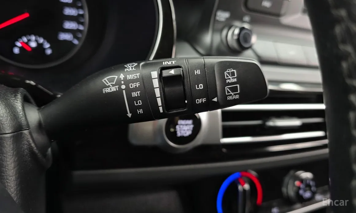 Фото 19 - Kia Seltos