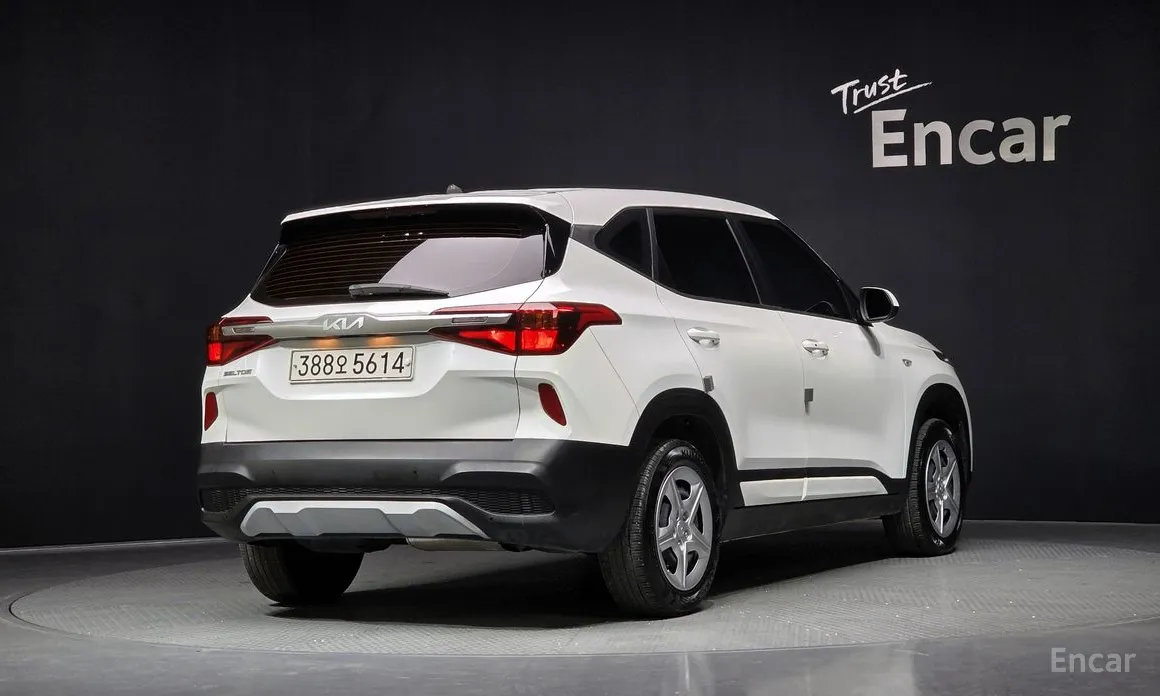Фото 2 - Kia Seltos