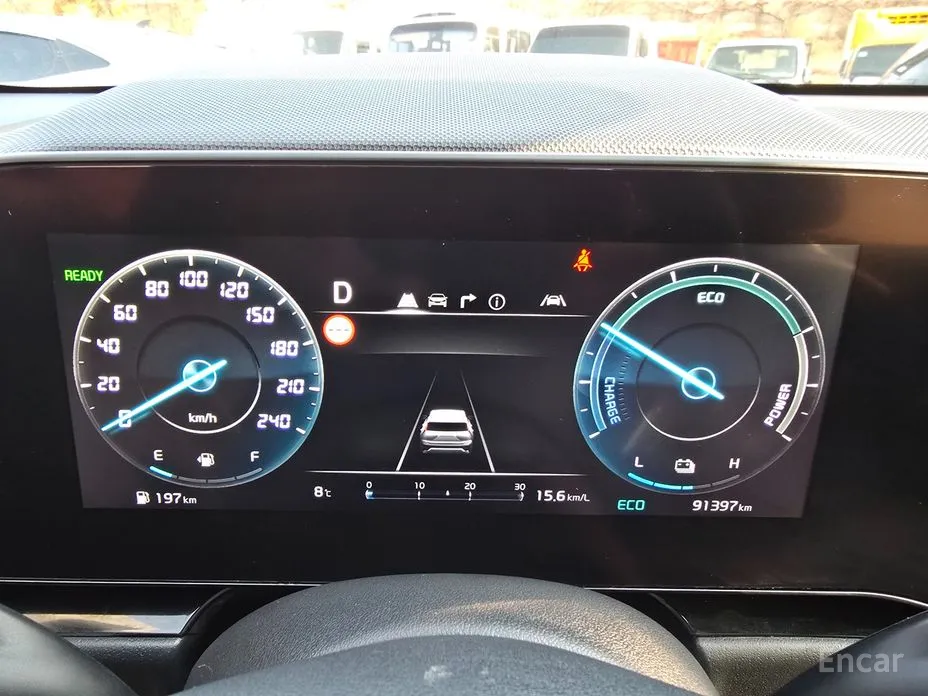 Фото 13 - Kia Niro