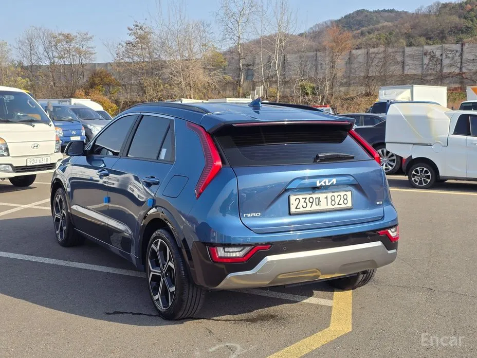 Фото 5 - Kia Niro