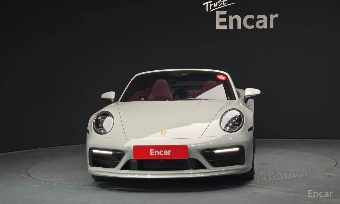 Фото 3 - Porsche 911