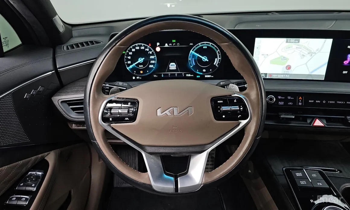 Фото 13 - Kia K8