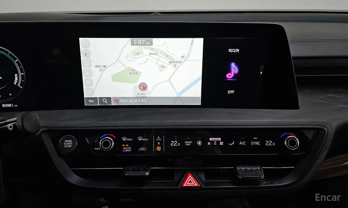 Фото 14 - Kia K8