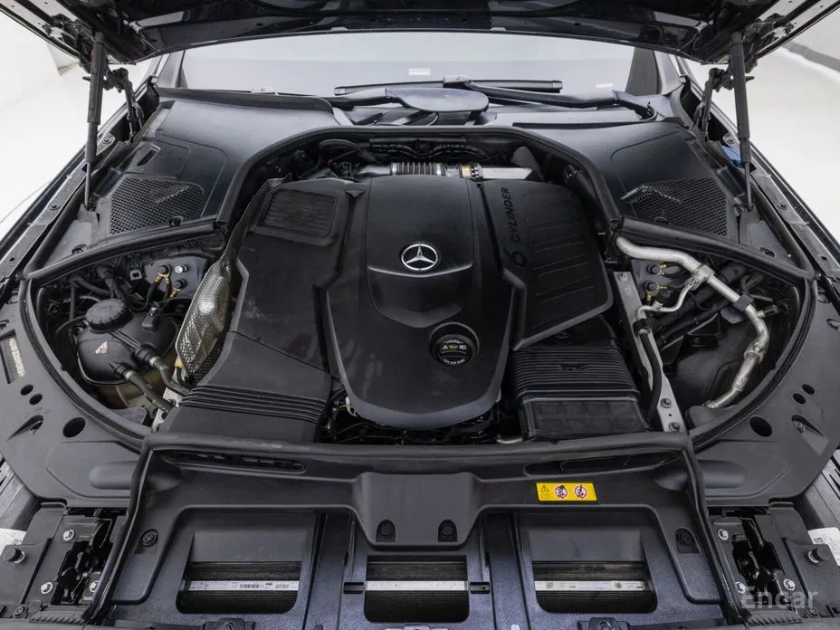 Фото 12 - Mercedes-Benz S-Class