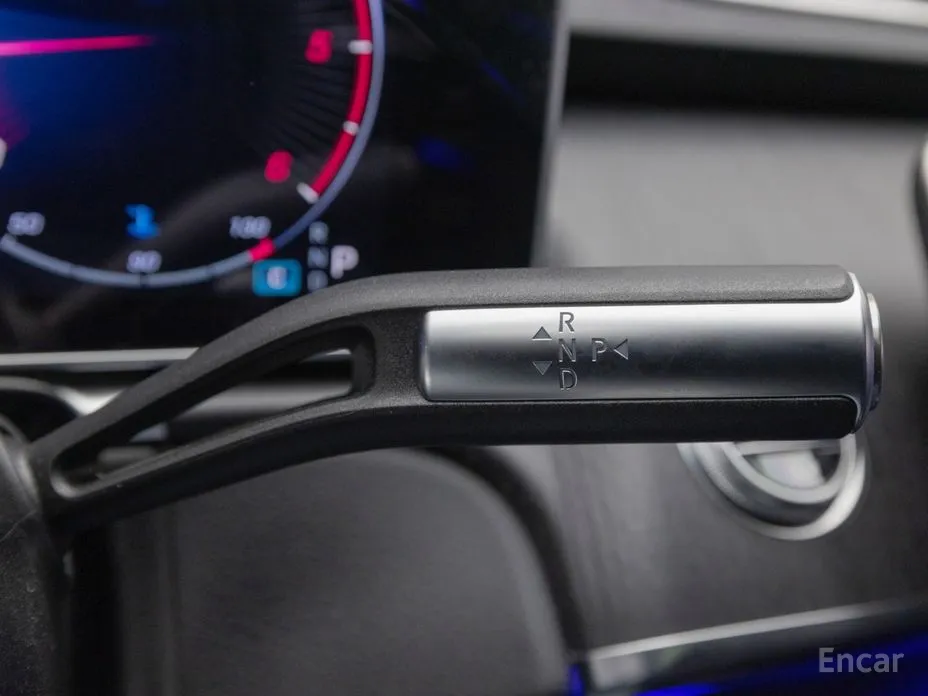 Фото 14 - Mercedes-Benz S-Class