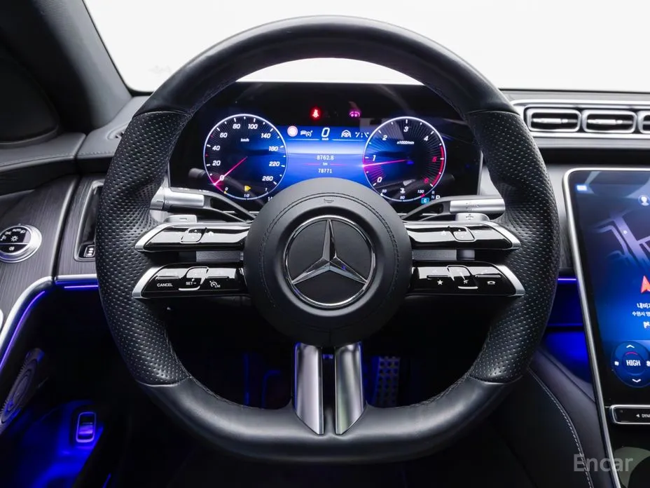 Фото 17 - Mercedes-Benz S-Class