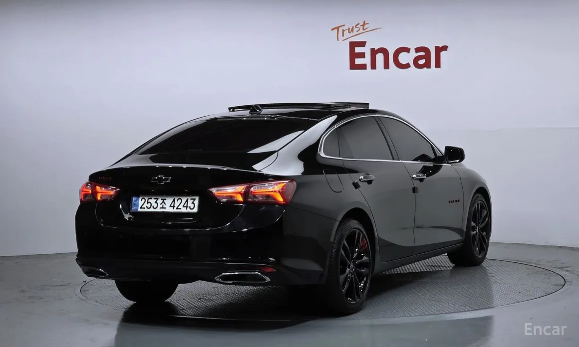 Фото 2 - Chevrolet Malibu