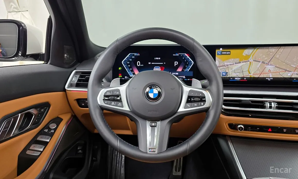 Photo 13 - BMW 3 Series