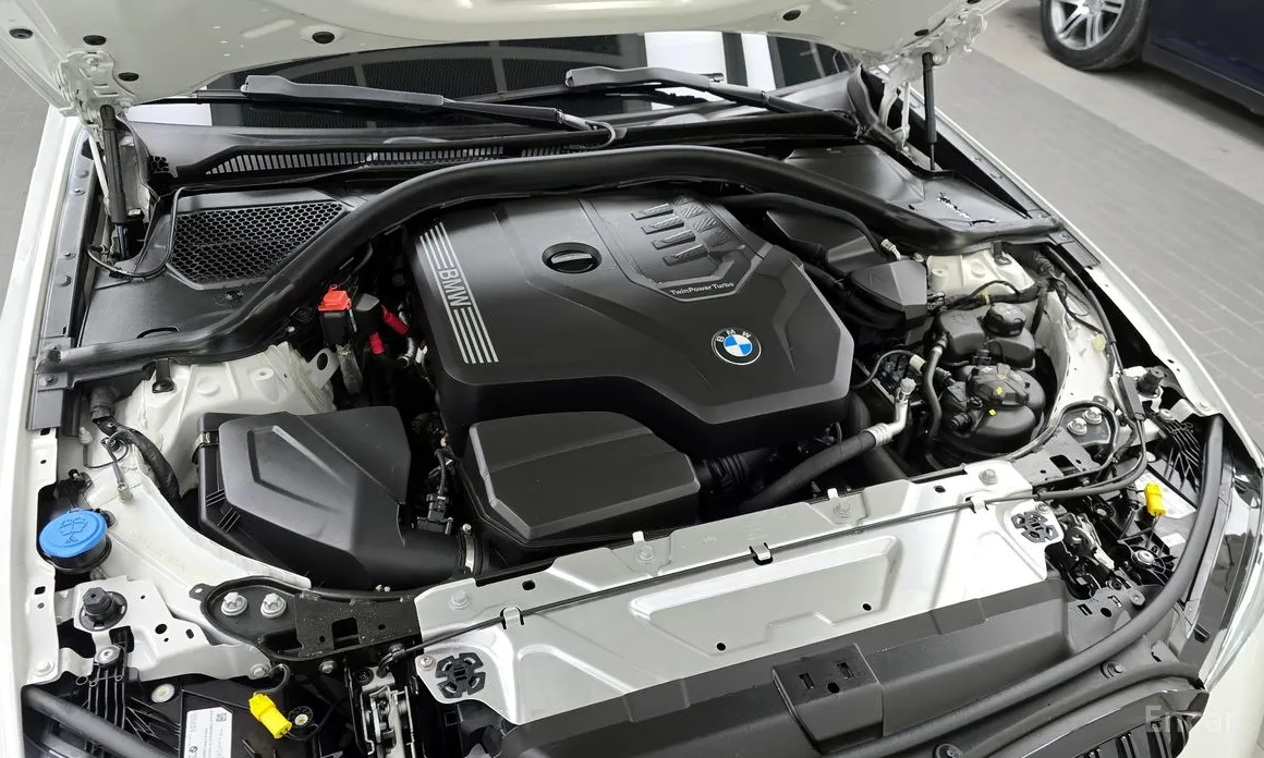 Photo 6 - BMW 3 Series