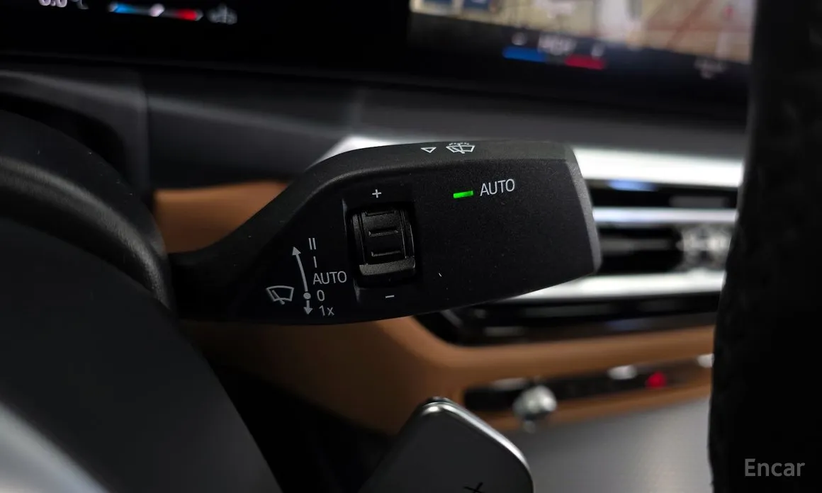 Photo 9 - BMW 3 Series