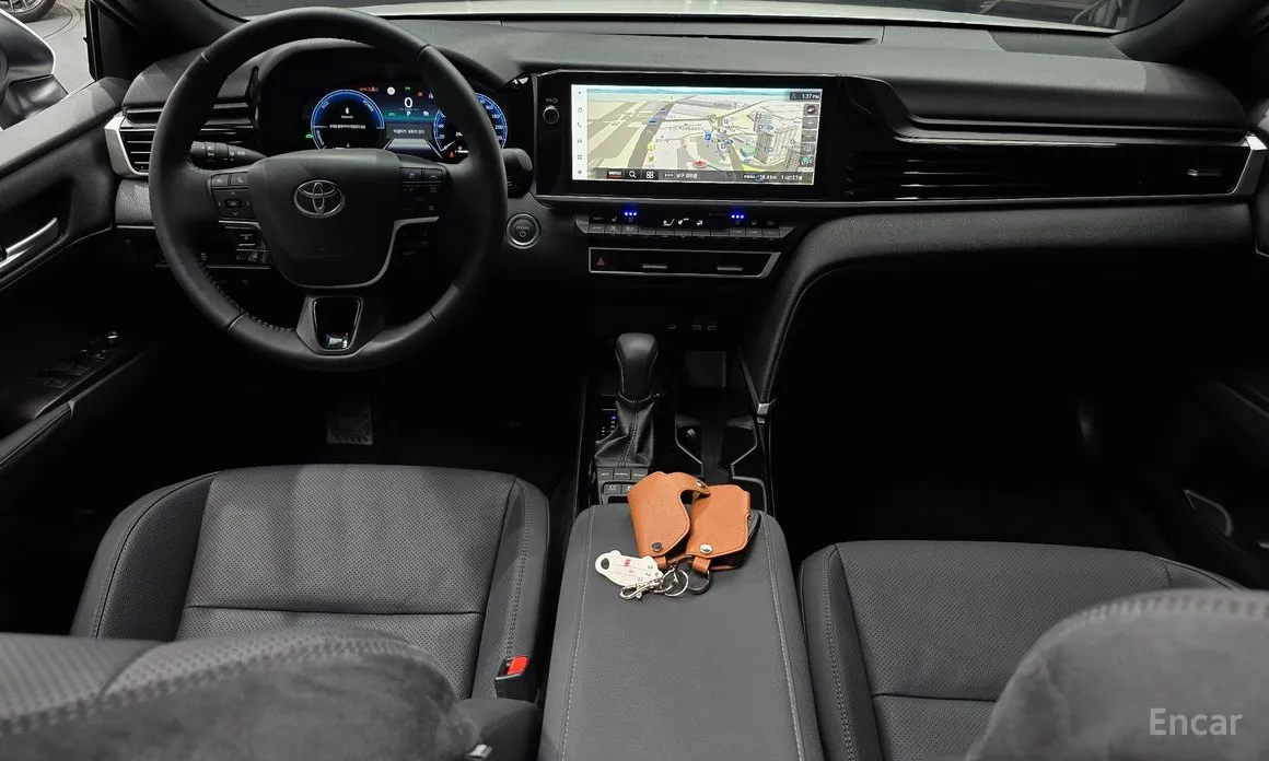 Фото 7 - Toyota Camry