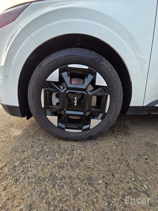 Фото 5 - Kia Carnival