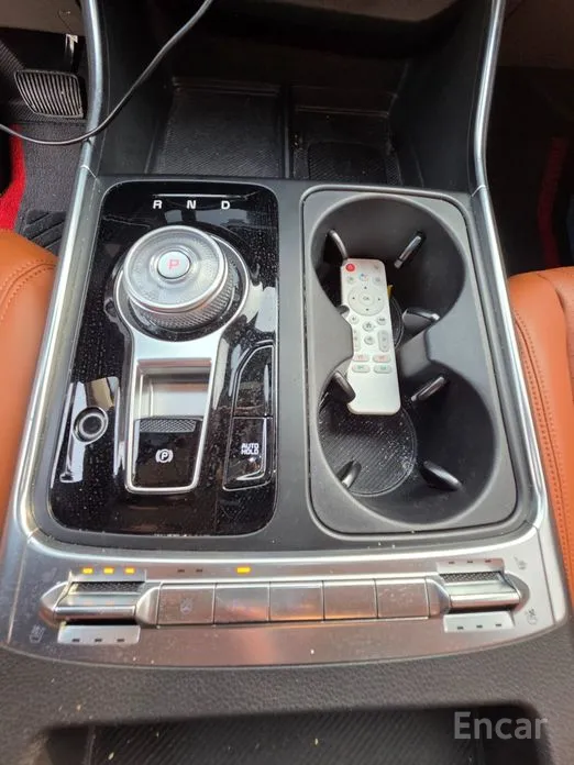 Фото 9 - Kia Carnival