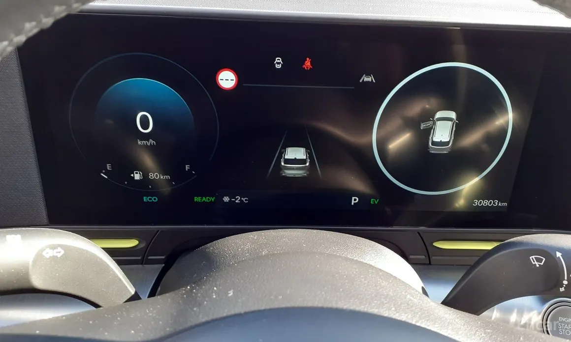 Фото 10 - Hyundai Kona