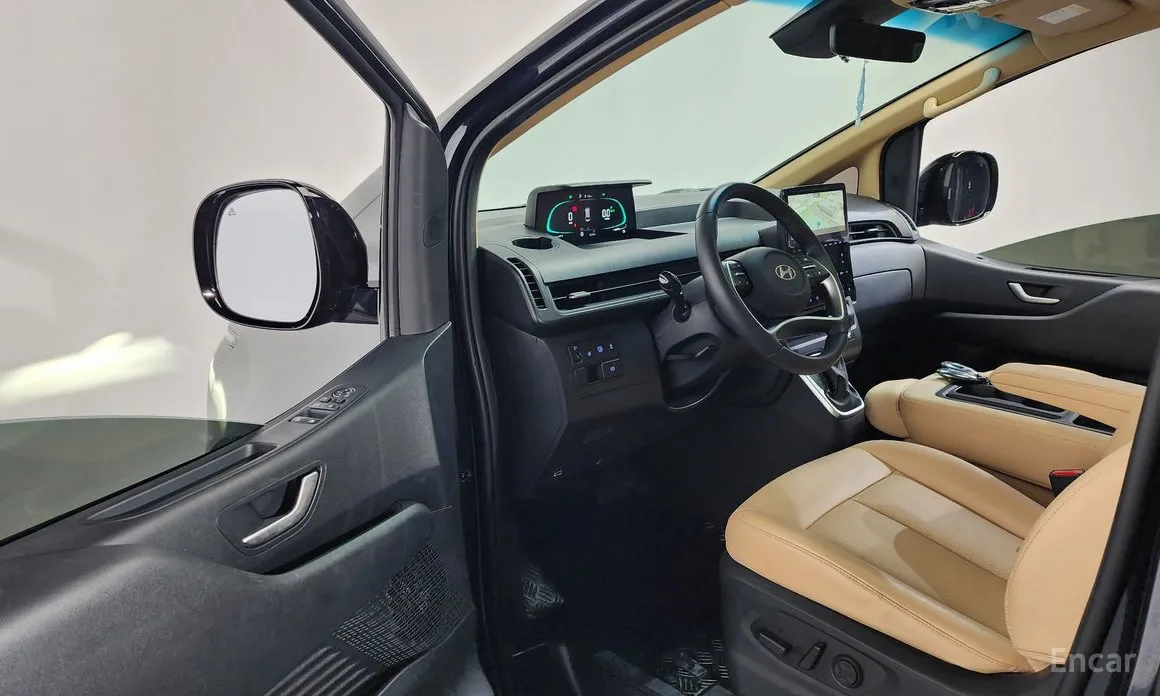 Фото 10 - Hyundai Staria