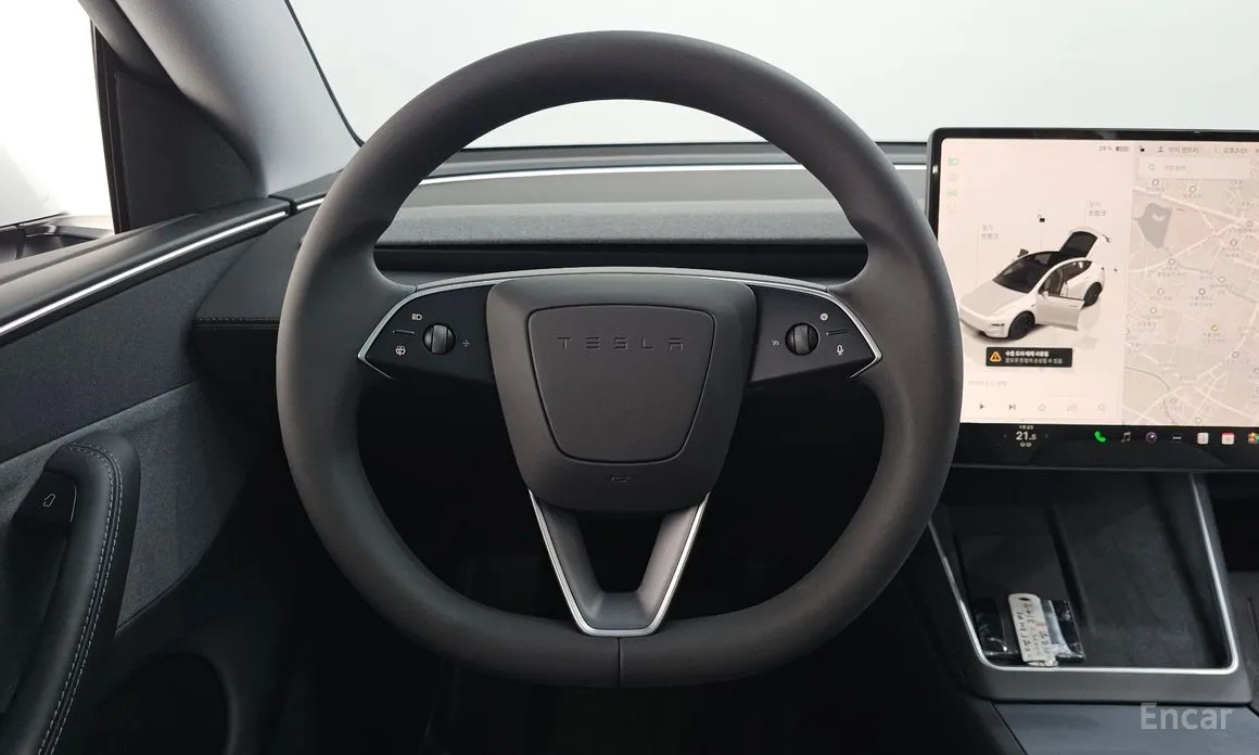 Фото 13 - Tesla Model Y