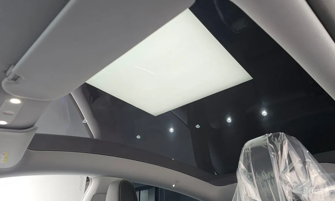 Фото 19 - Tesla Model Y