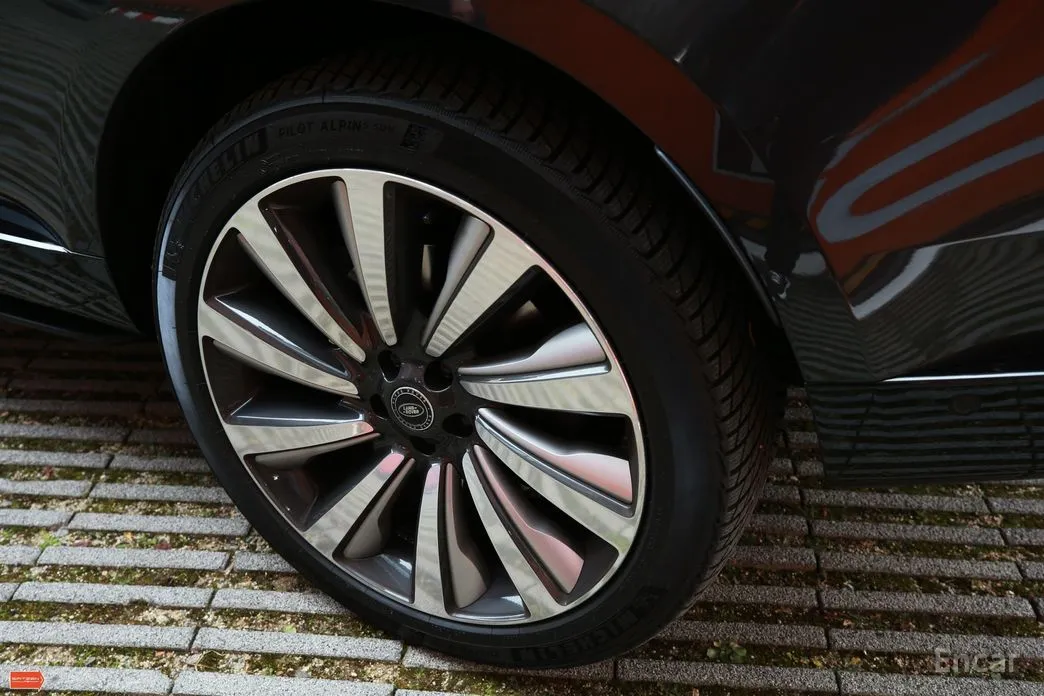 Фото 13 - Land Rover Range Rover