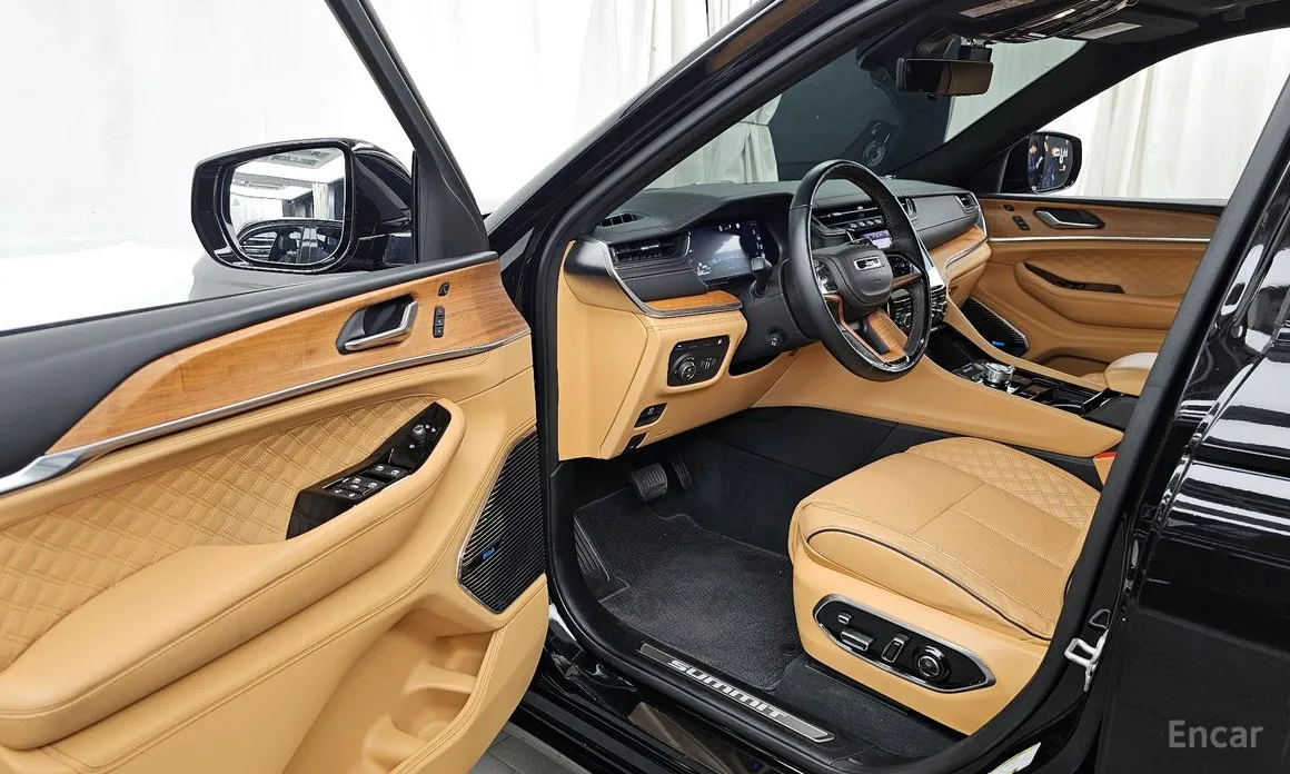 Фото 10 - Jeep Cherokee