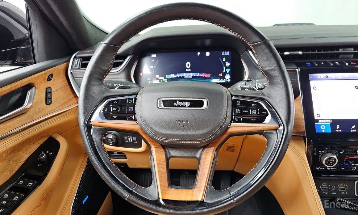 Фото 13 - Jeep Cherokee