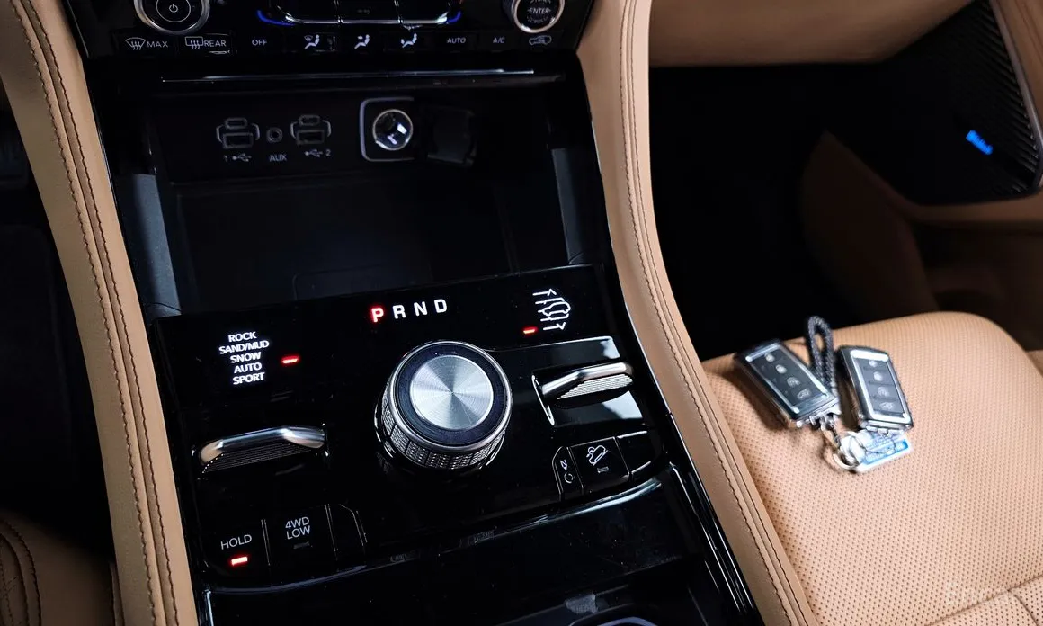 Фото 9 - Jeep Cherokee