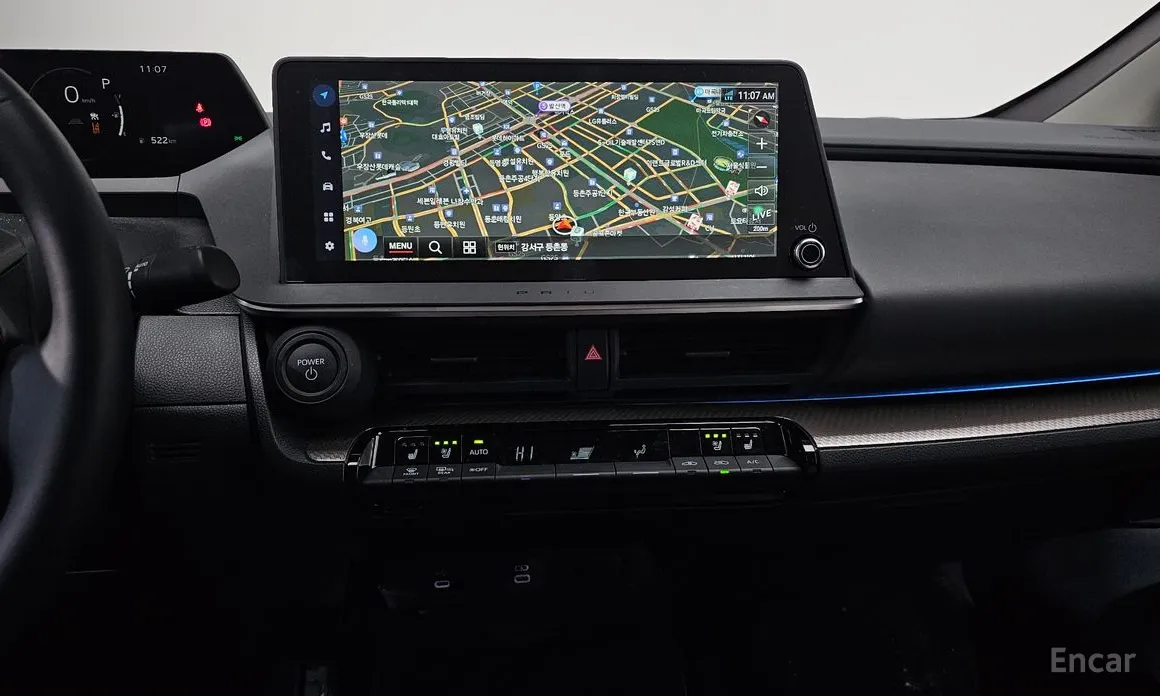 Фото 14 - Toyota Prius