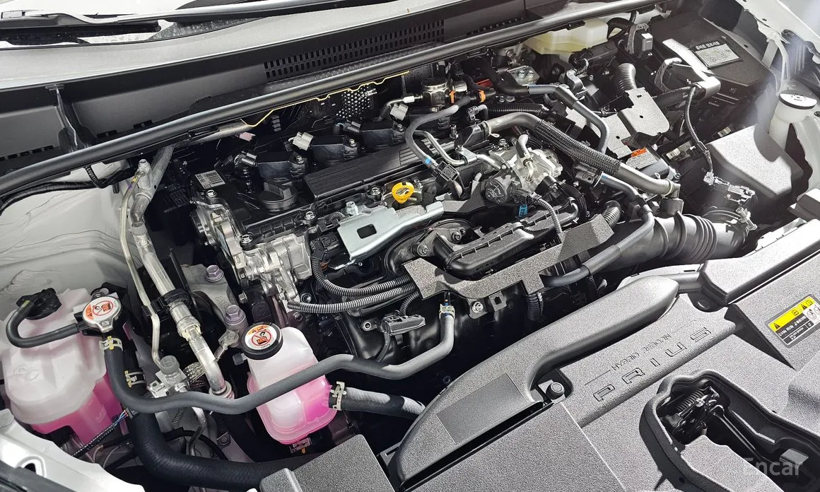 Фото 6 - Toyota Prius