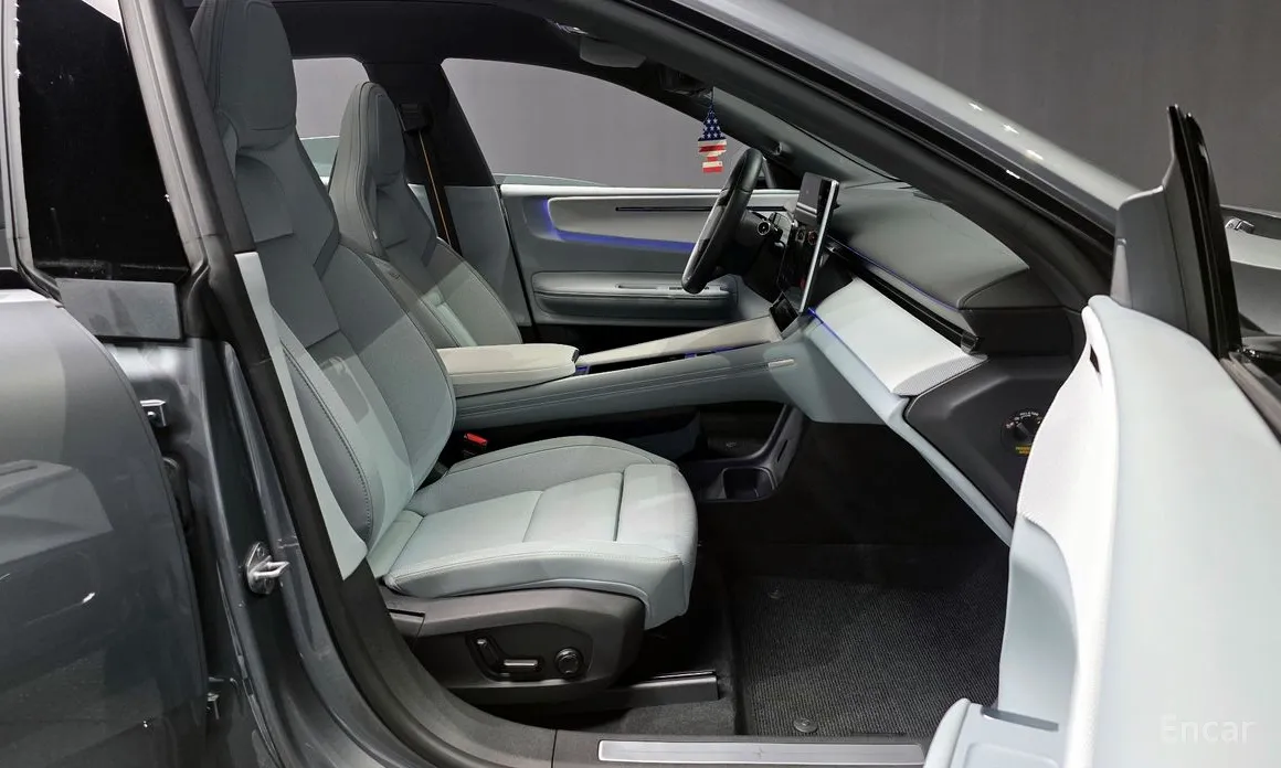 Фото 11 - Polestar 4