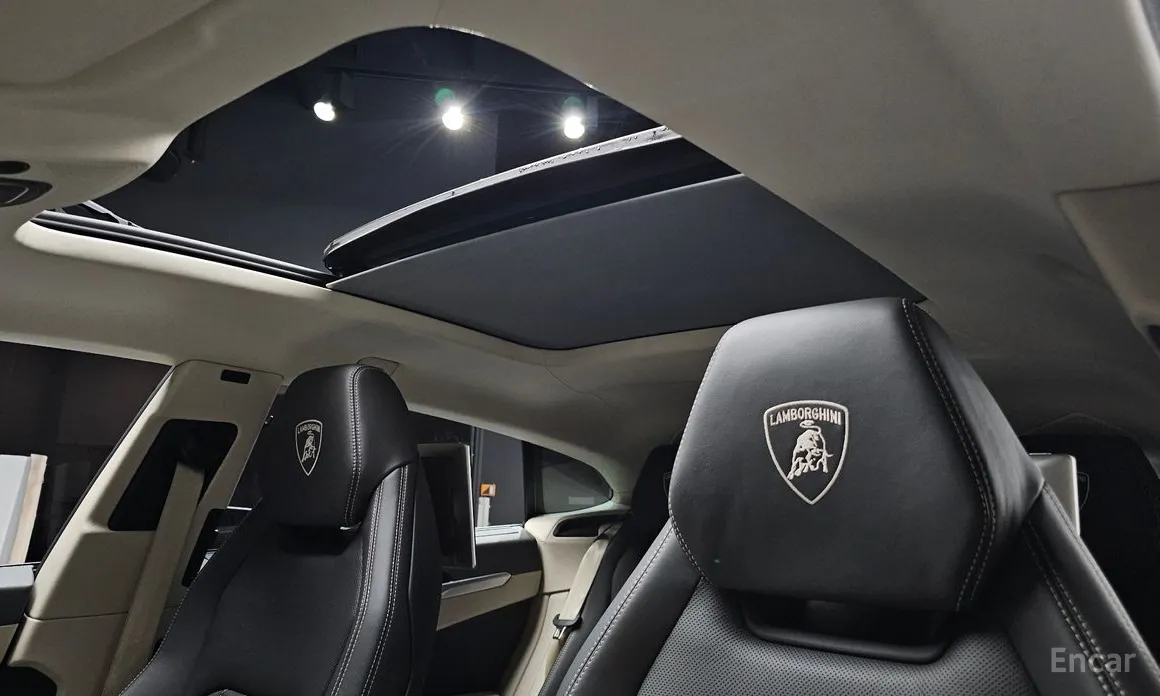 Фото 19 - Lamborghini Urus