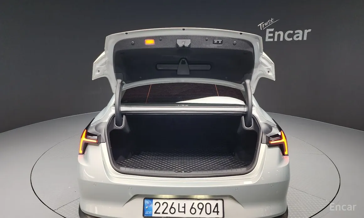 Фото 20 - Kia K8