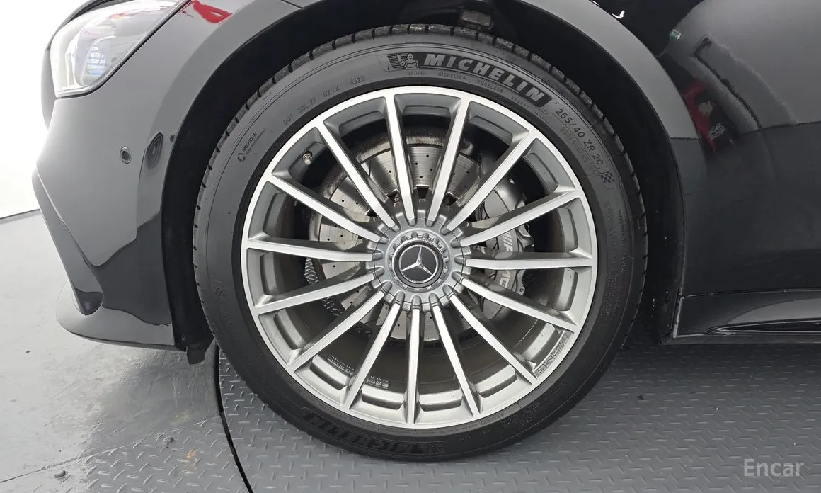 Фото 5 - Mercedes-Benz AMG GT