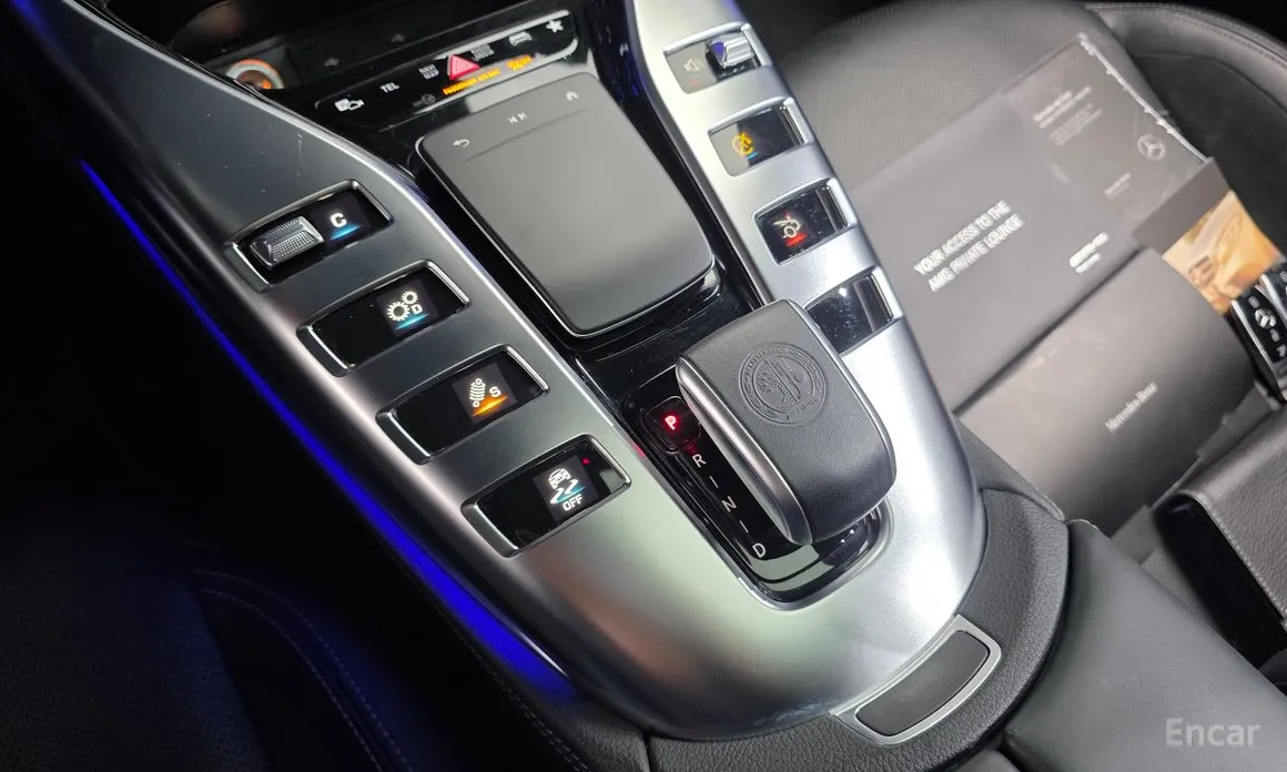 Фото 9 - Mercedes-Benz AMG GT