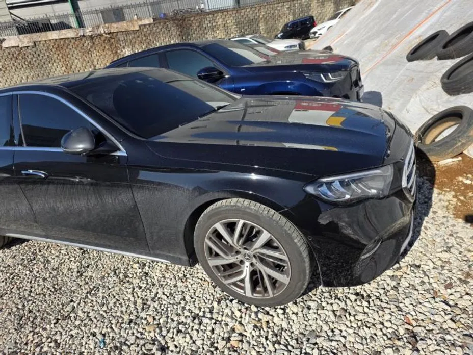 Фото 8 - Mercedes-Benz E-Class