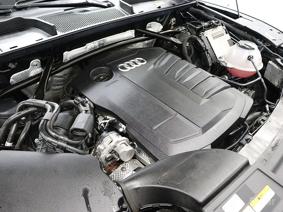 Фото 19 - Audi Q5