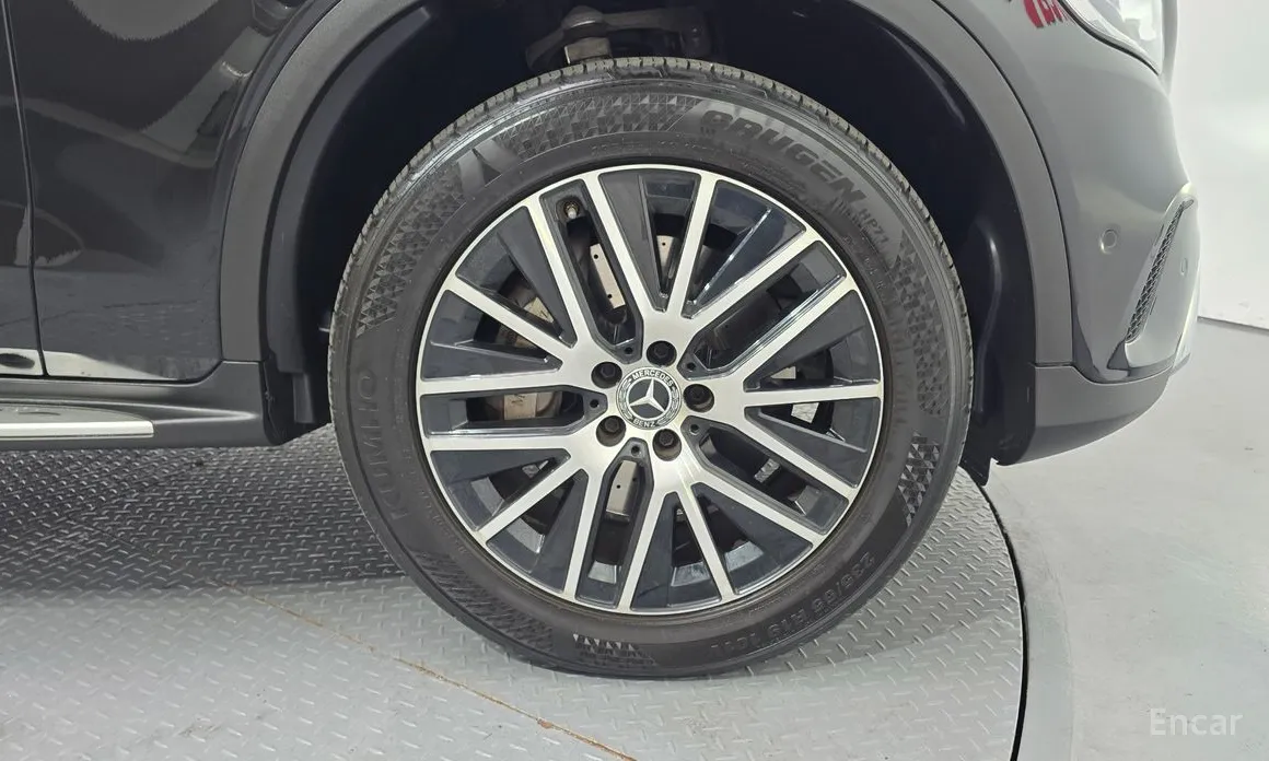 Фото 5 - Mercedes-Benz GLC-Class