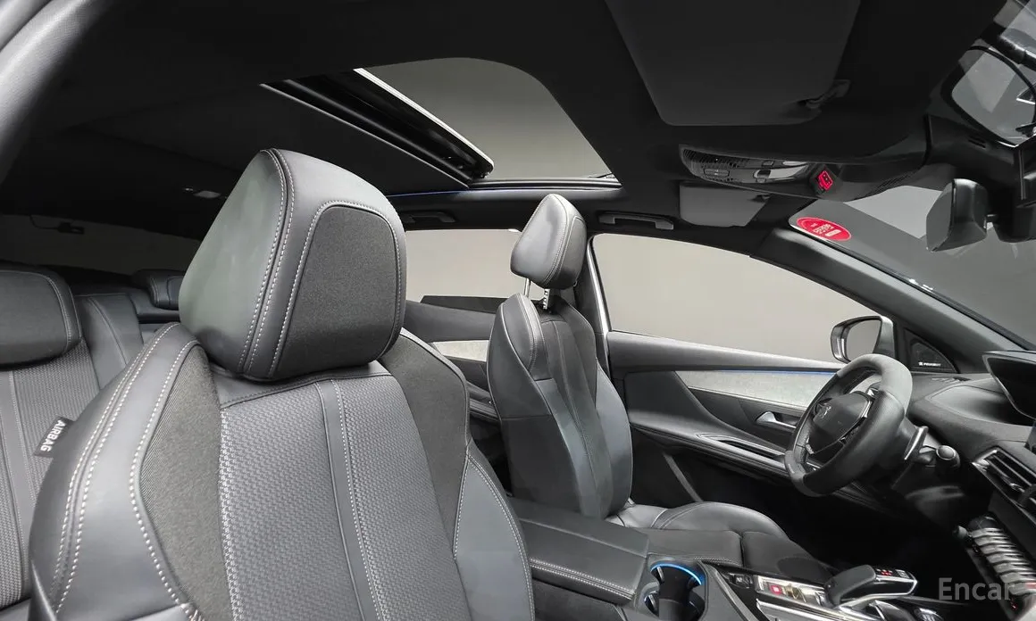 Фото 11 - Peugeot 3008