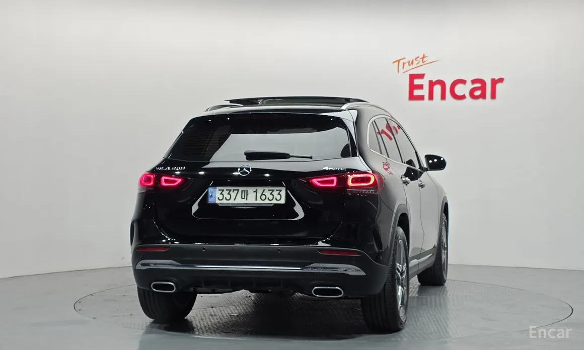 Фото 4 - Mercedes-Benz GLA-Class