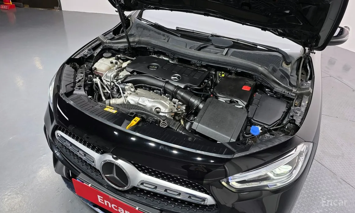Фото 6 - Mercedes-Benz GLA-Class