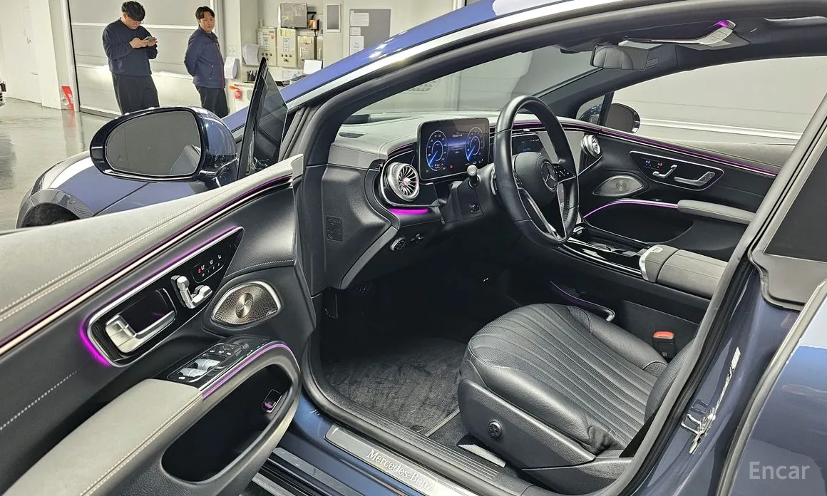 Фото 10 - Mercedes-Benz EQS