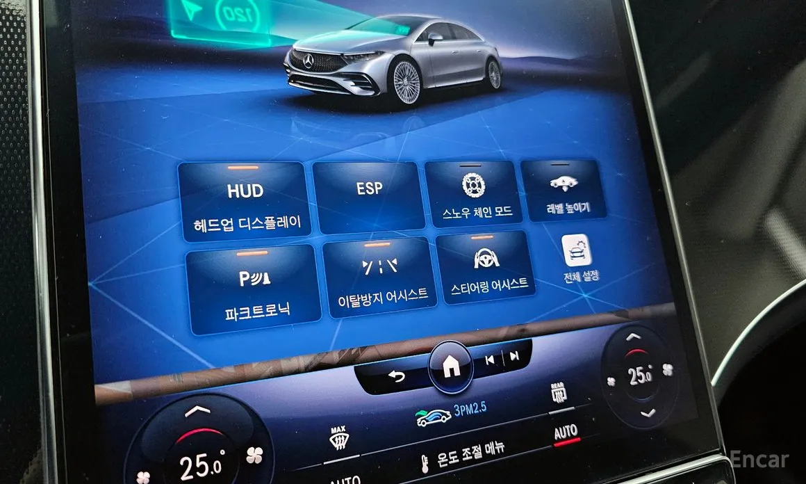 Фото 16 - Mercedes-Benz EQS