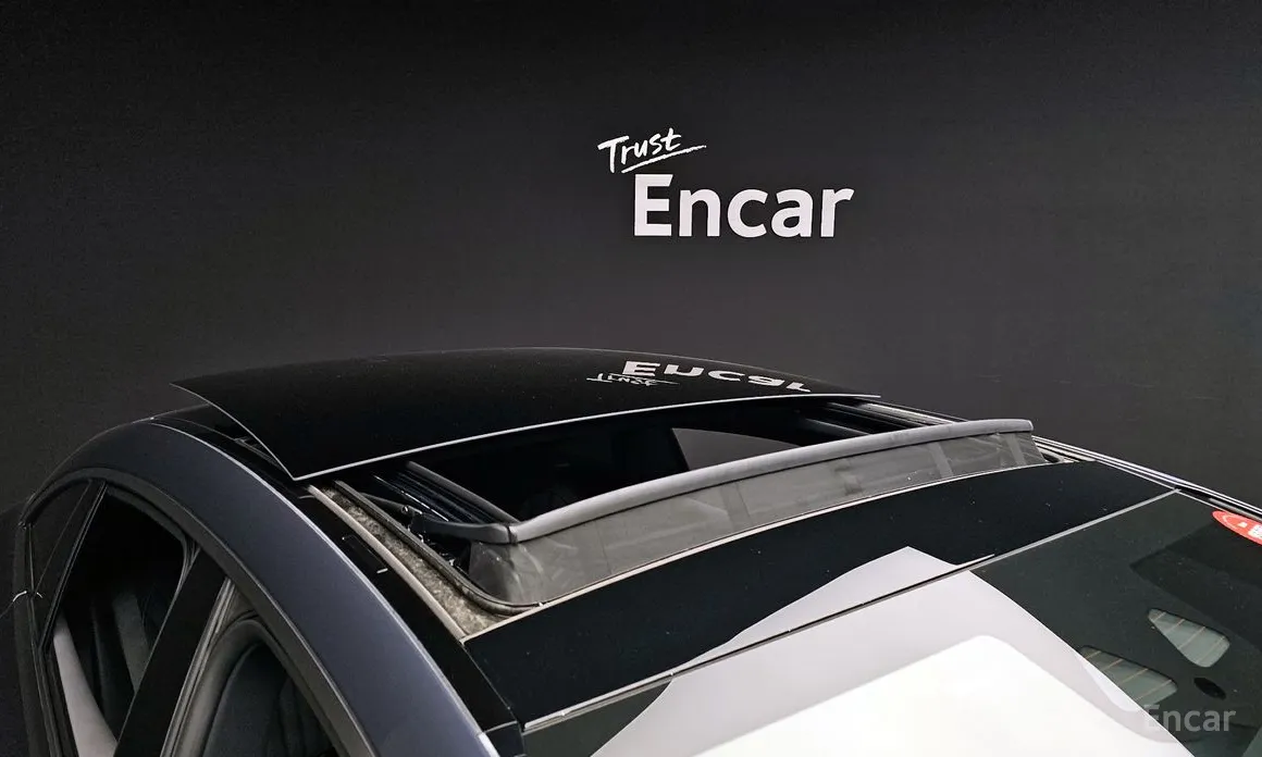 Фото 20 - Mercedes-Benz EQS