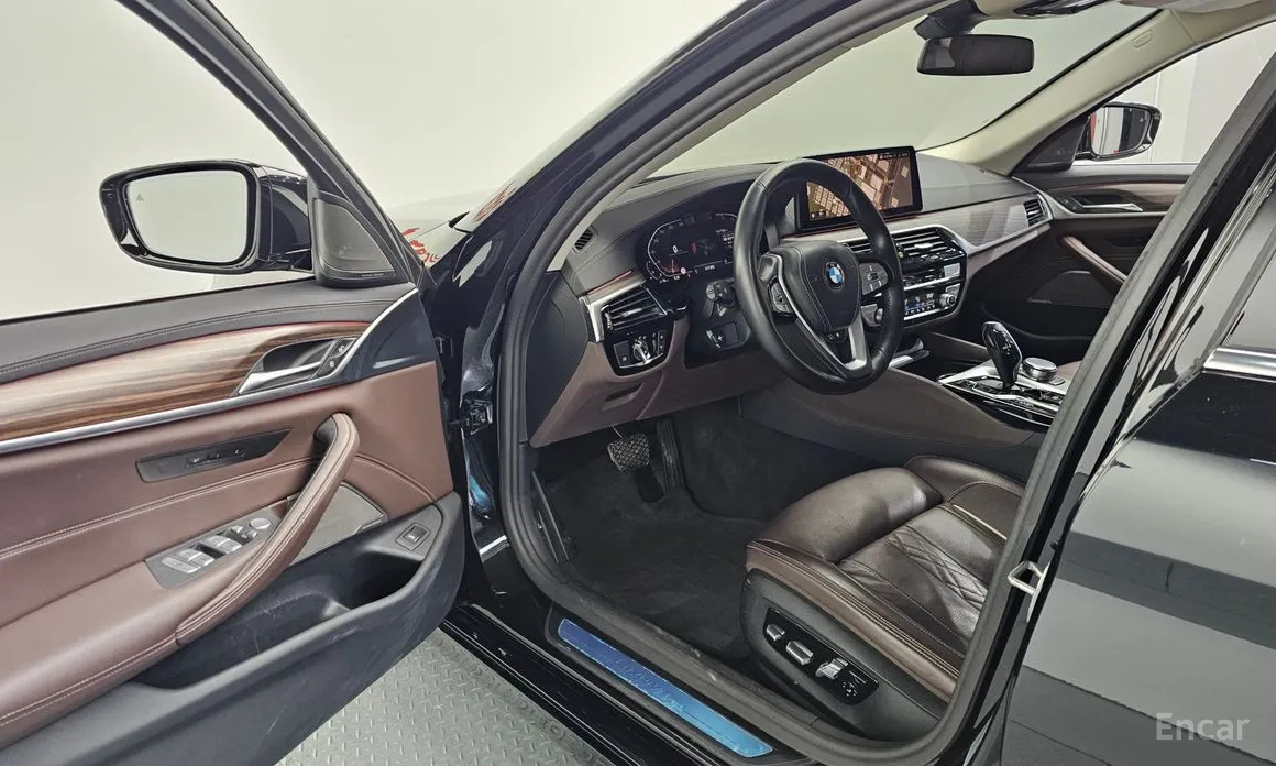 Фото 10 - BMW 5 Series