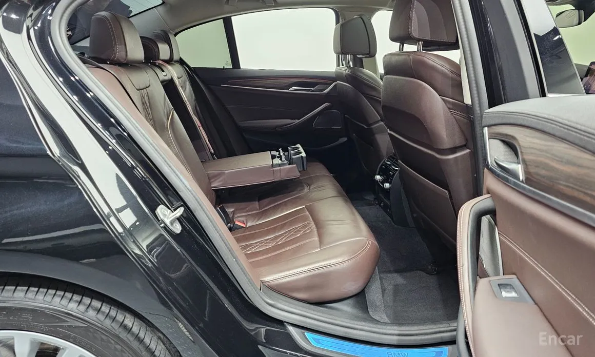 Фото 12 - BMW 5 Series