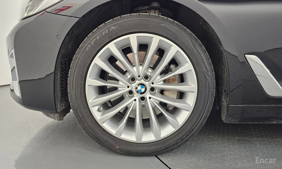 Фото 5 - BMW 5 Series