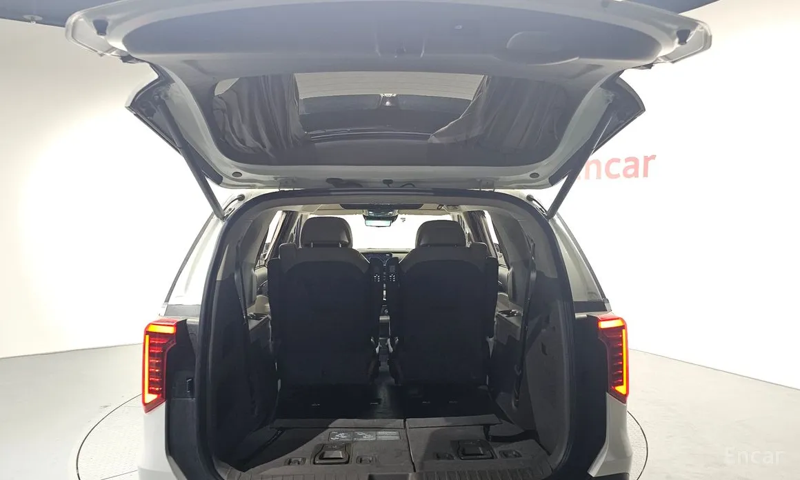 Фото 20 - Kia Carnival