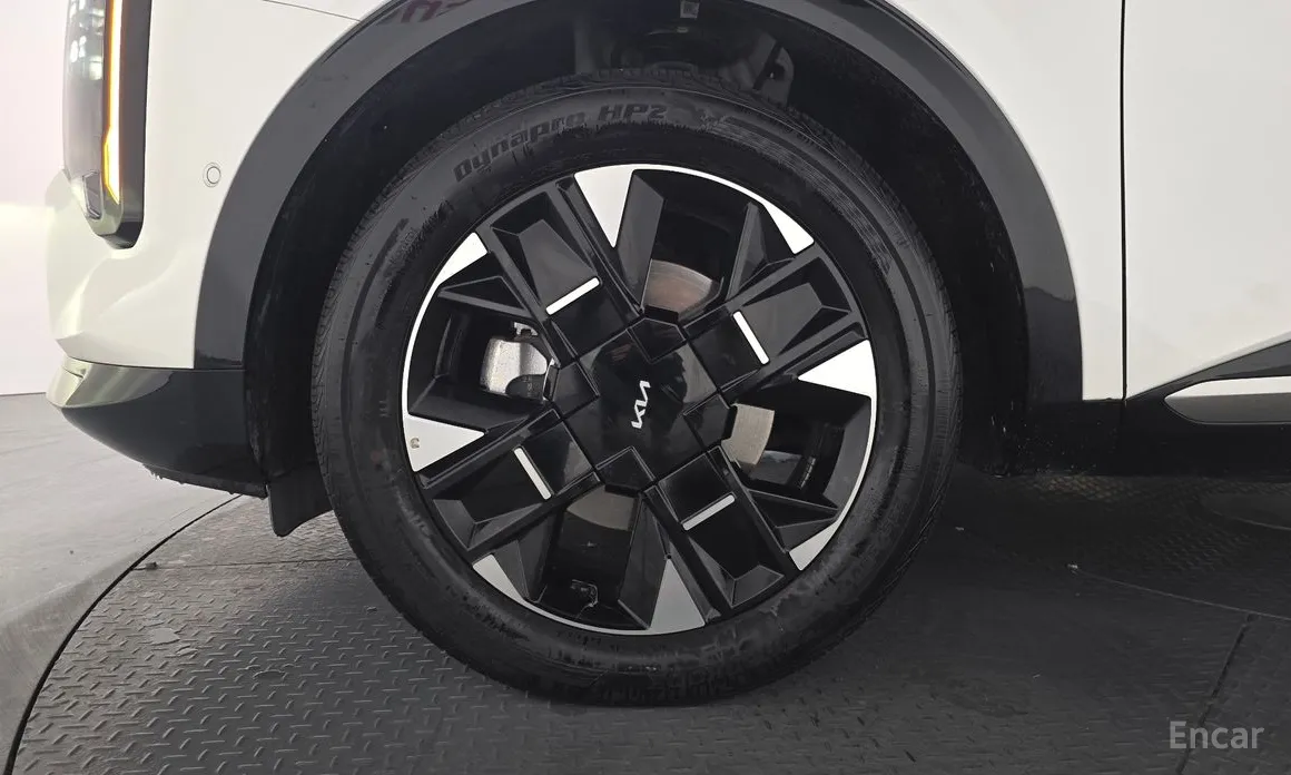 Фото 5 - Kia Sportage