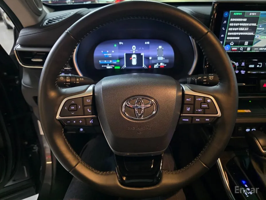 Фото 11 - Toyota Highlander