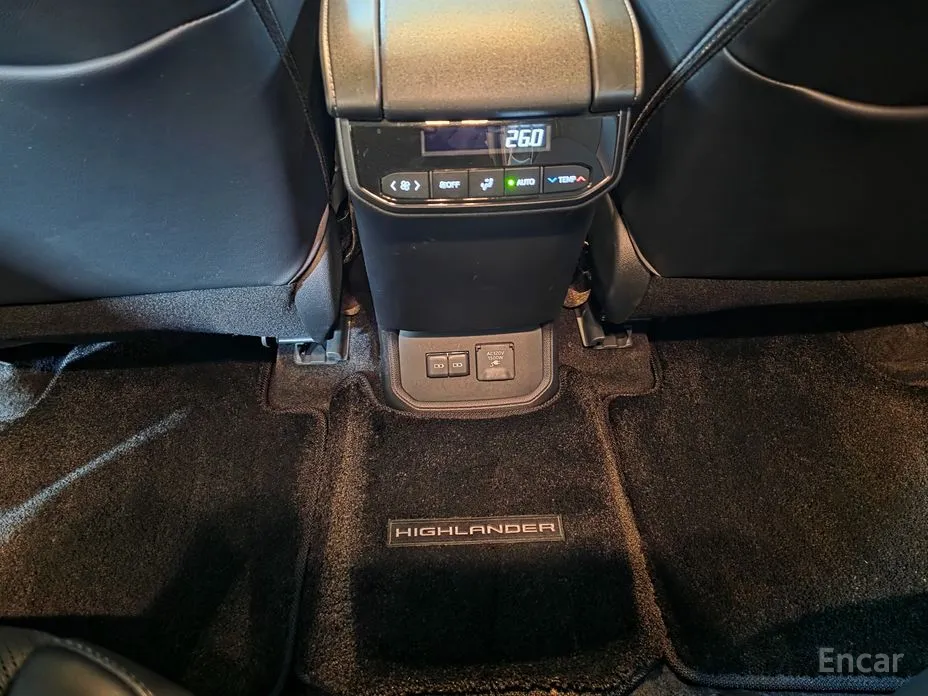 Фото 18 - Toyota Highlander