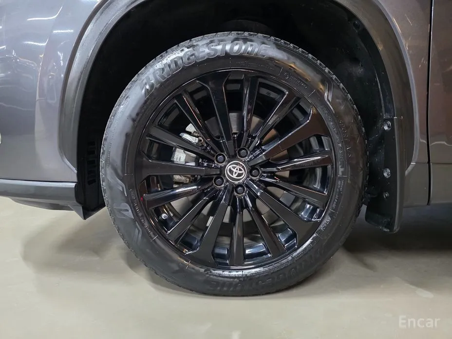 Фото 5 - Toyota Highlander