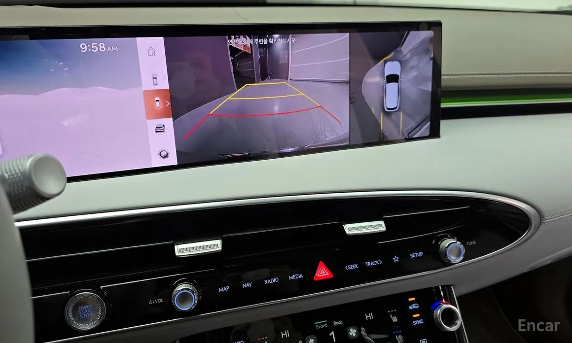 Photo 16 - Genesis GV70